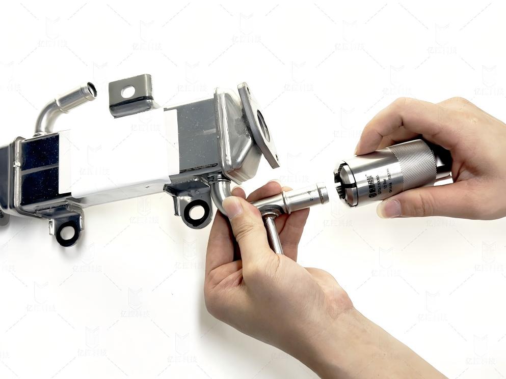 G70在發(fā)動機(jī)廢氣循環(huán)冷卻器的應(yīng)用G25A -0.010.jpg